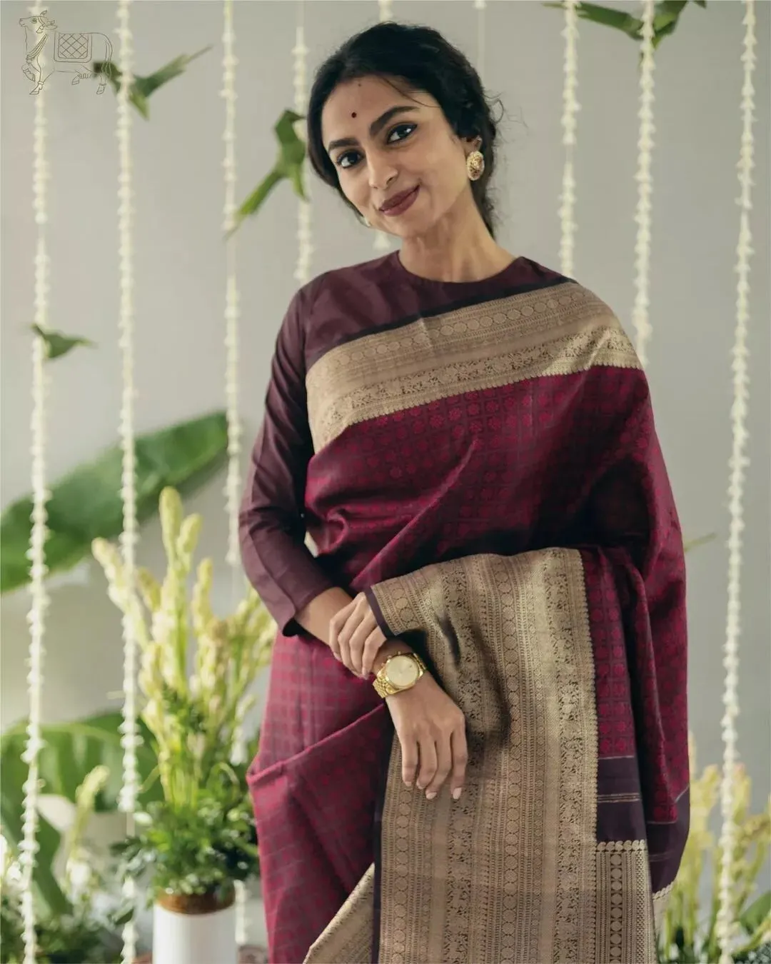 Banarasi Soft Silk Sari Party Wear Saree With Blouse