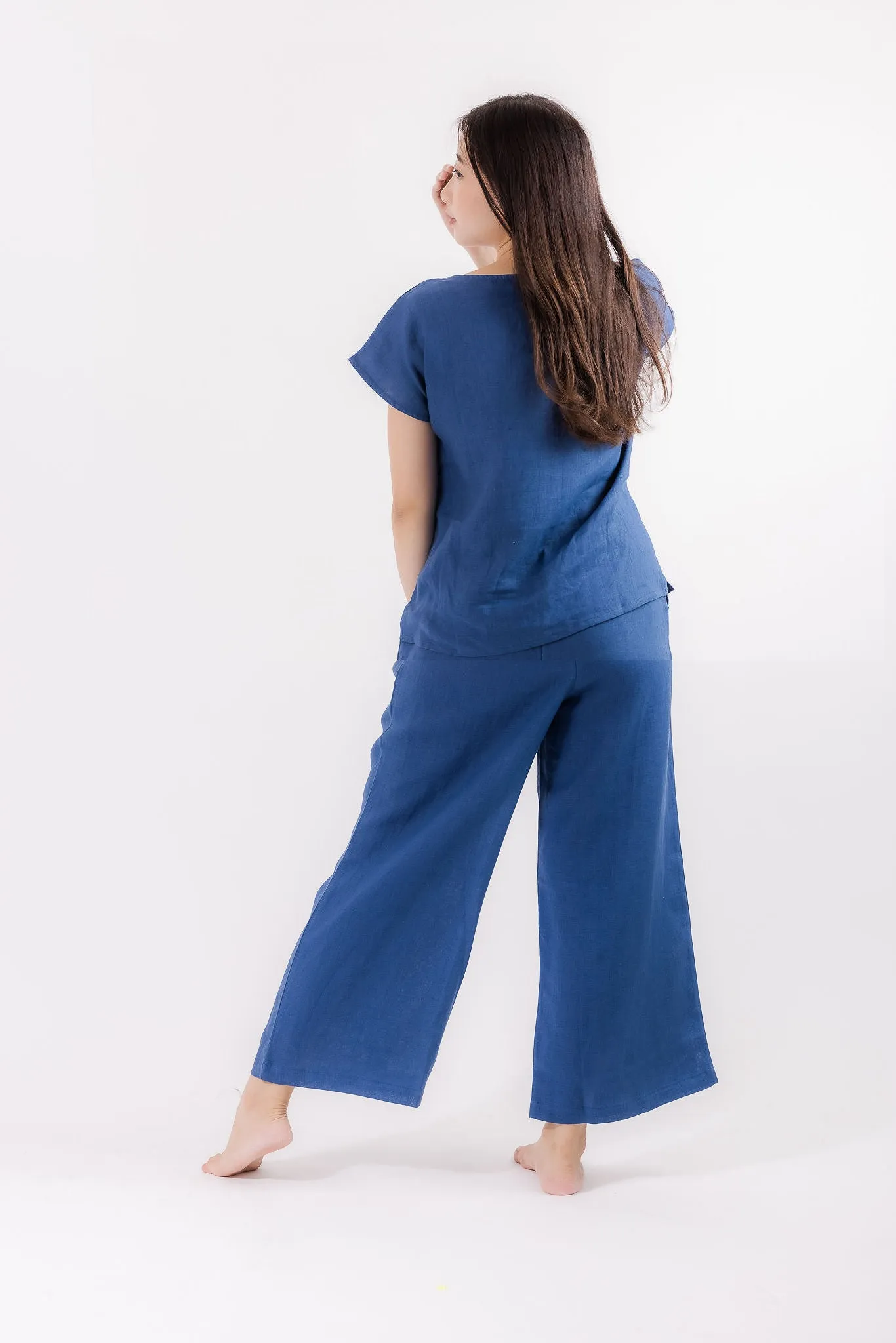 Linen Short Sleeve Top in Dark Blue
