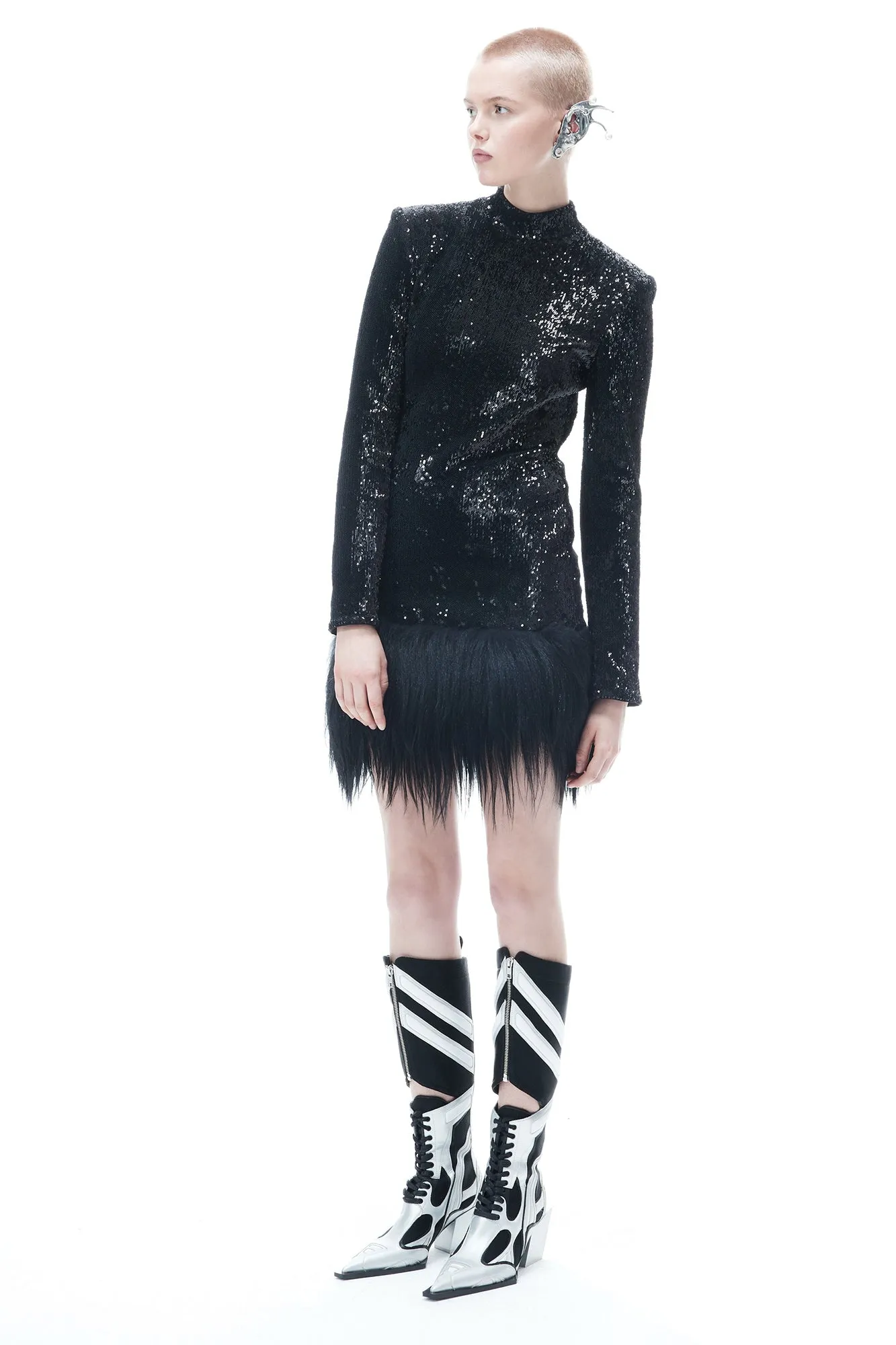 Meteor hollowed-out bead miss back woolly edge dress