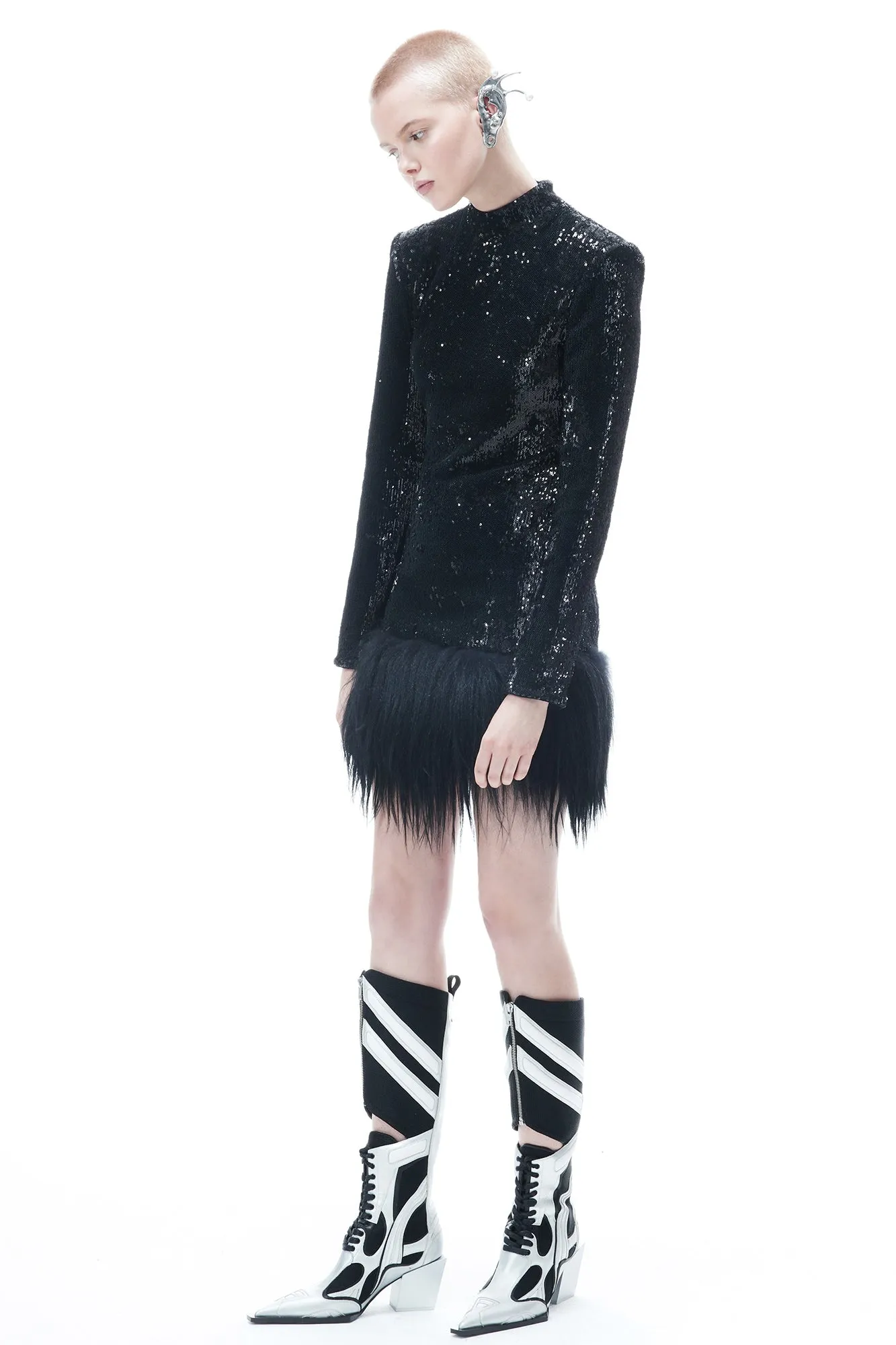 Meteor hollowed-out bead miss back woolly edge dress